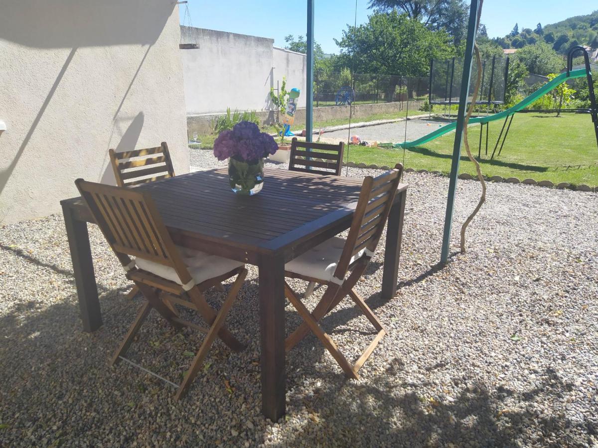 Studio 26 Vic-le-Comte Exteriér fotografie