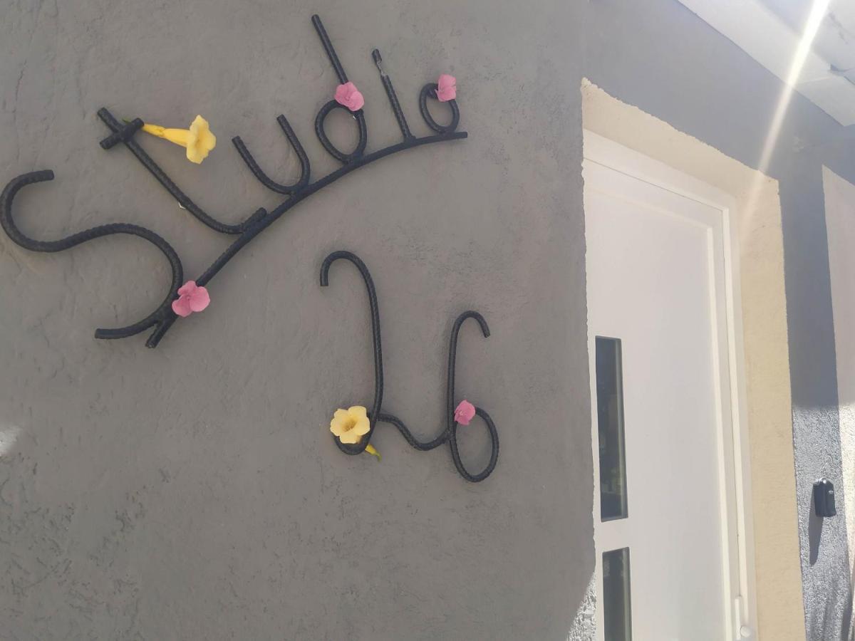 Studio 26 Vic-le-Comte Exteriér fotografie
